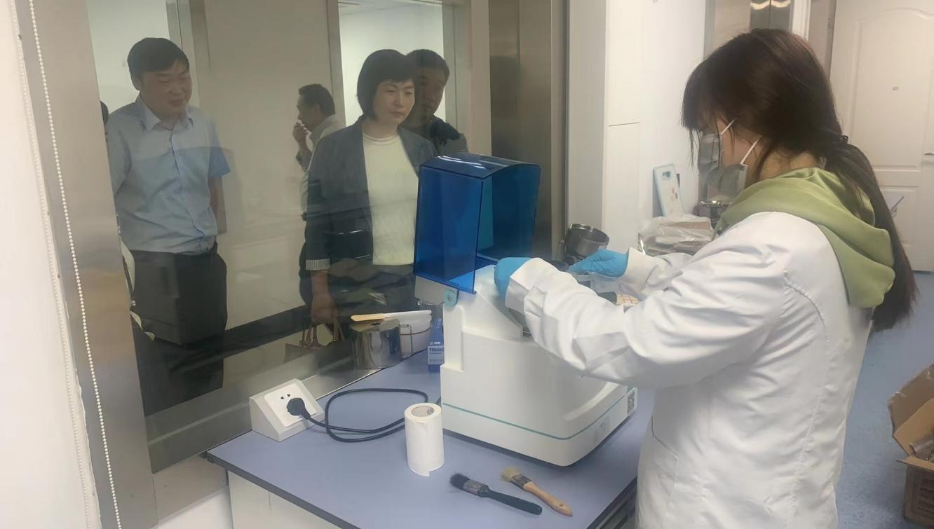咸寧高新區領導深入調研，助推食品飲料產業檢驗檢測服務升級